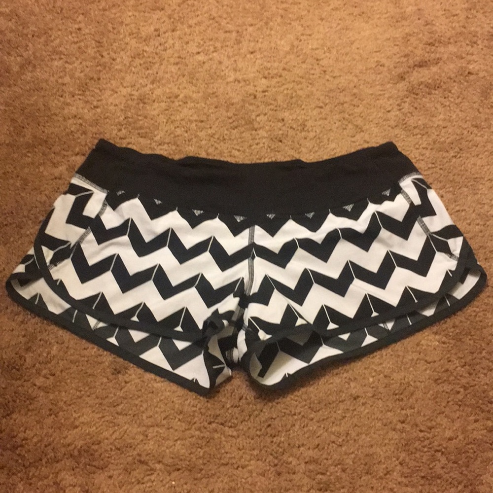 Lululemon speed short
